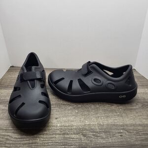Oofos OOcandoo Recovery Shoe Black Mens 6 Womens 8 Adjusable Strap